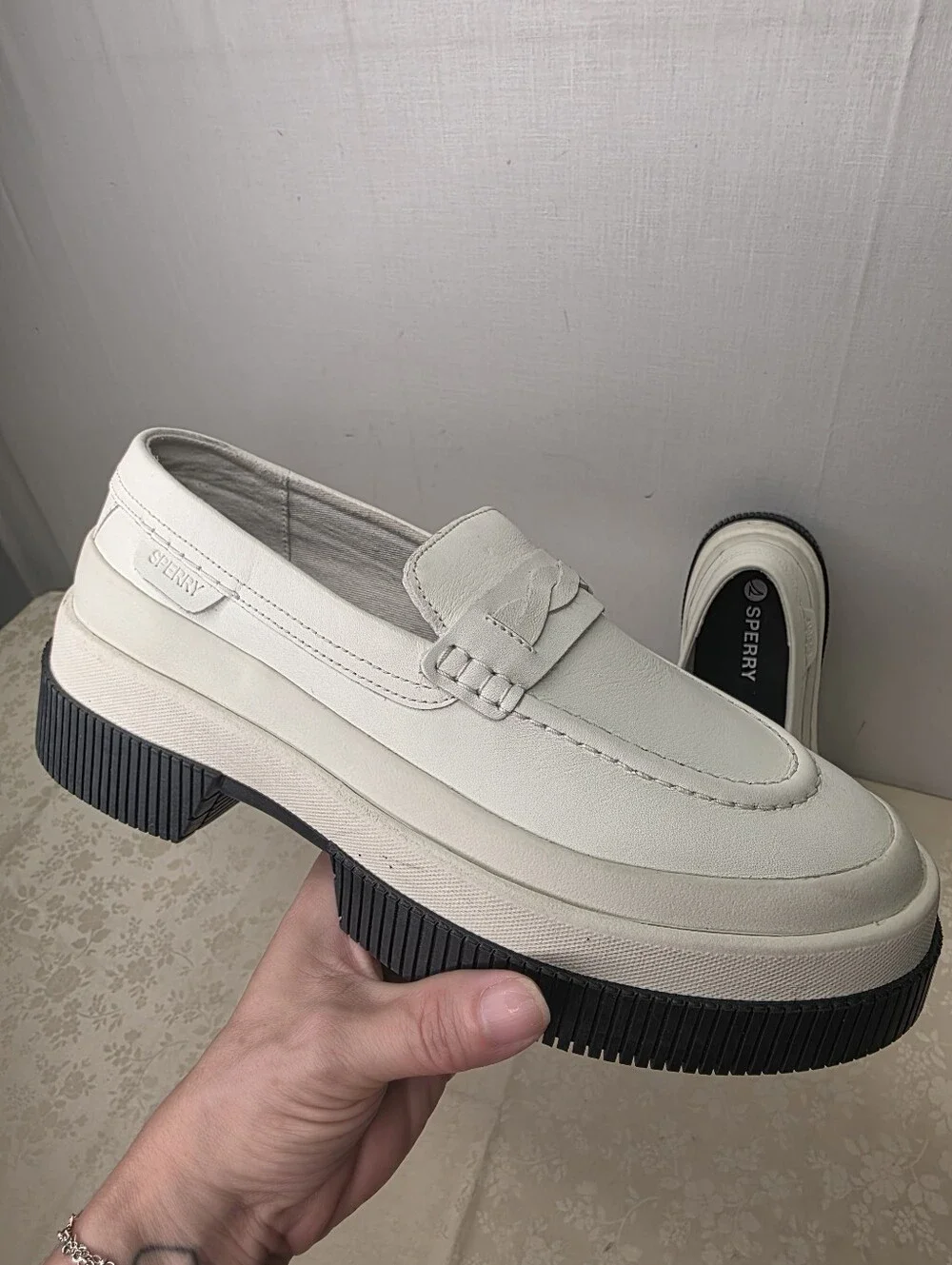 Sperry White Leather Chunky Platform Penny Loafers | Size 7.5 M